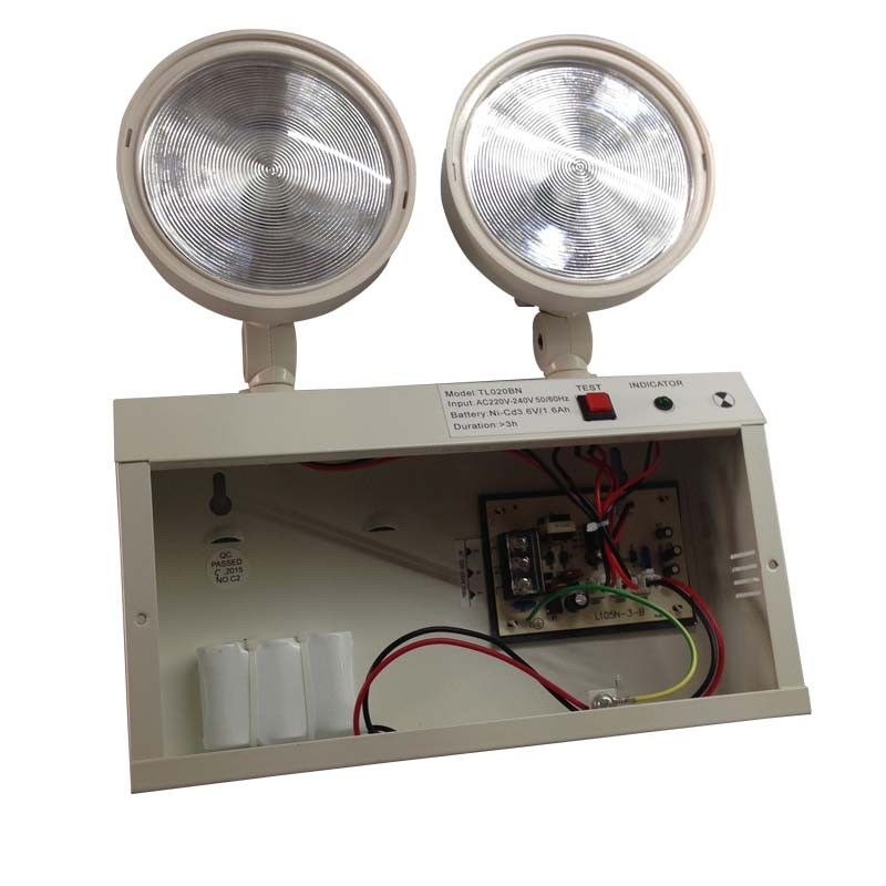 Lampu darurat LED Twin Spot 2W dengan casing baja dan baterai Ni-Cd selama 3 jam