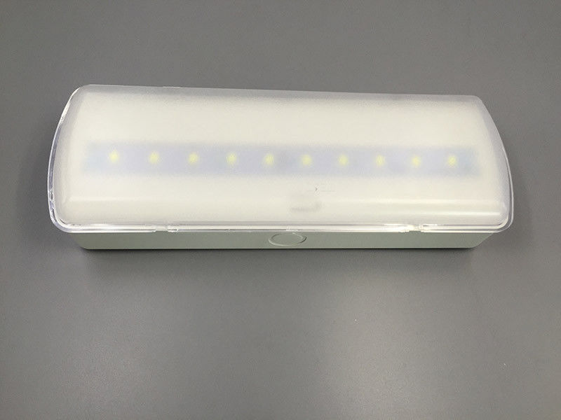Lampu darurat baterai yang dapat diisi ulang dengan baterai cadangan