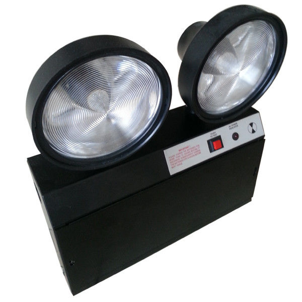 Lampu darurat dengan ukuran 272mmx80mmx301mm dan suhu kerja -10C sampai 55C
