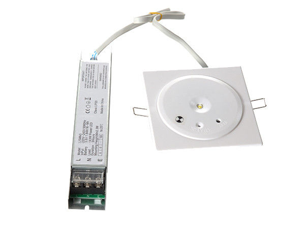 Lampu Darurat Isi Ulang 220V dengan Operasi 180 Menit, Casing ABS Tahan Api, dan Pemasangan Tersembunyi di Dinding