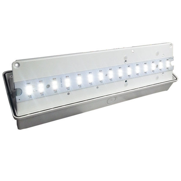 Menghemat energi IP65 Lampu darurat tahan air LED Lampu isi ulang eksterior Dengan cadangan baterai EL030AM
